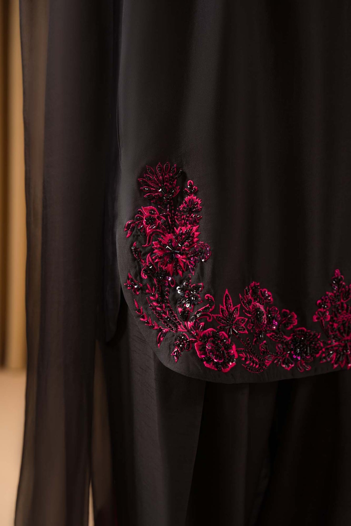 Glamour Black