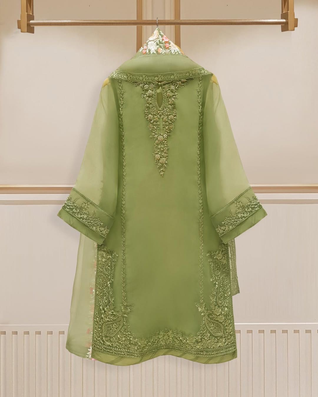 FLORAL DELIGHT 4PC GL:136