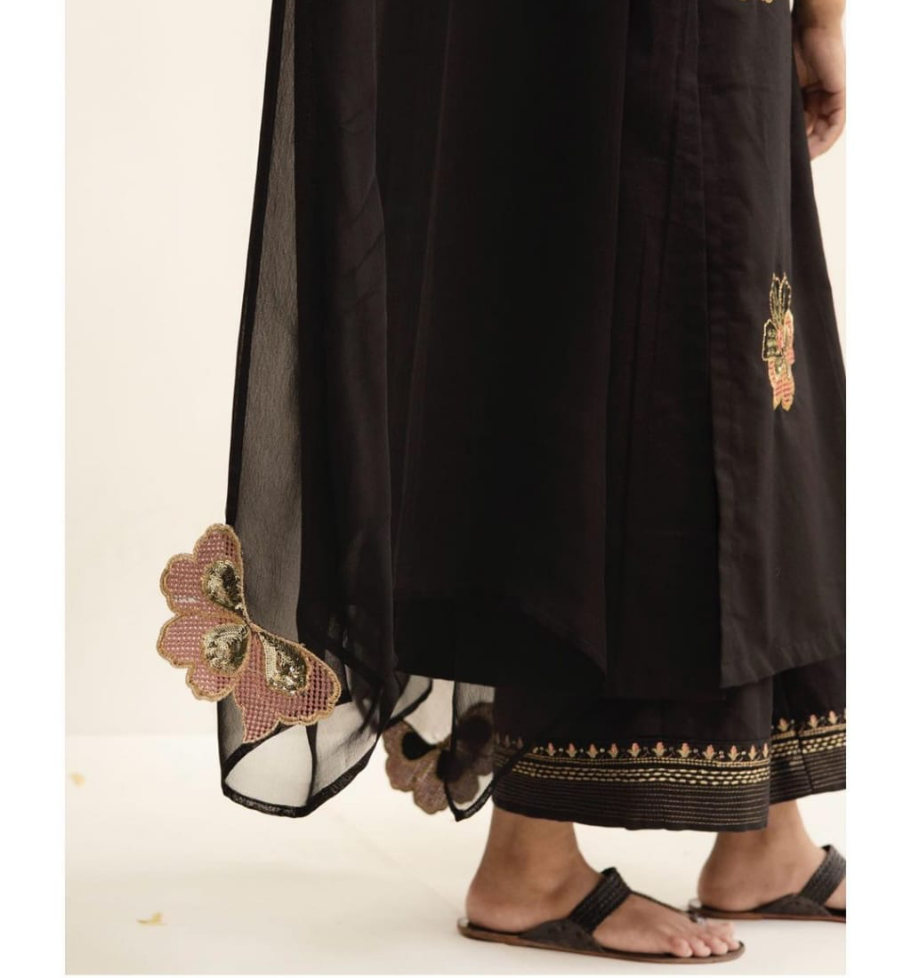 Black Magic  3PC