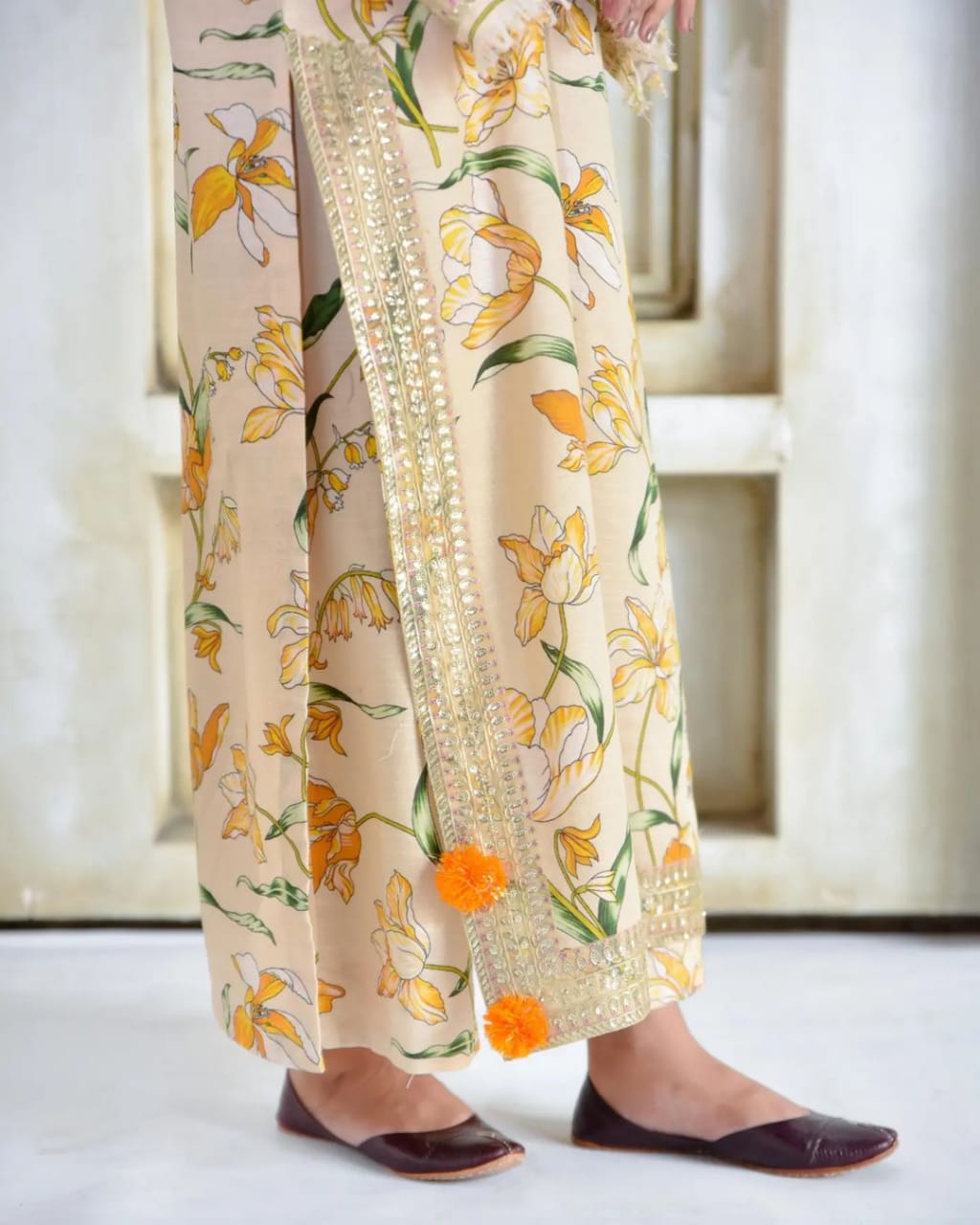 IVORY FLORA 2 PEC